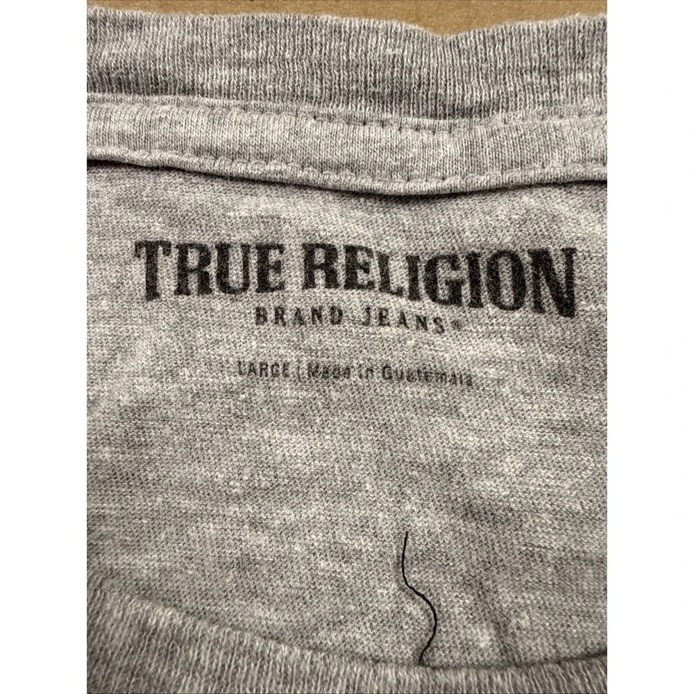true‎ religion t shirt, Large Patch Logo, Size Large